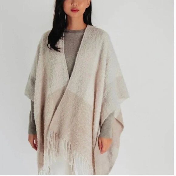 Echo Sweaters - Echo Boucle Ruana Soft Wrap - Cream Check